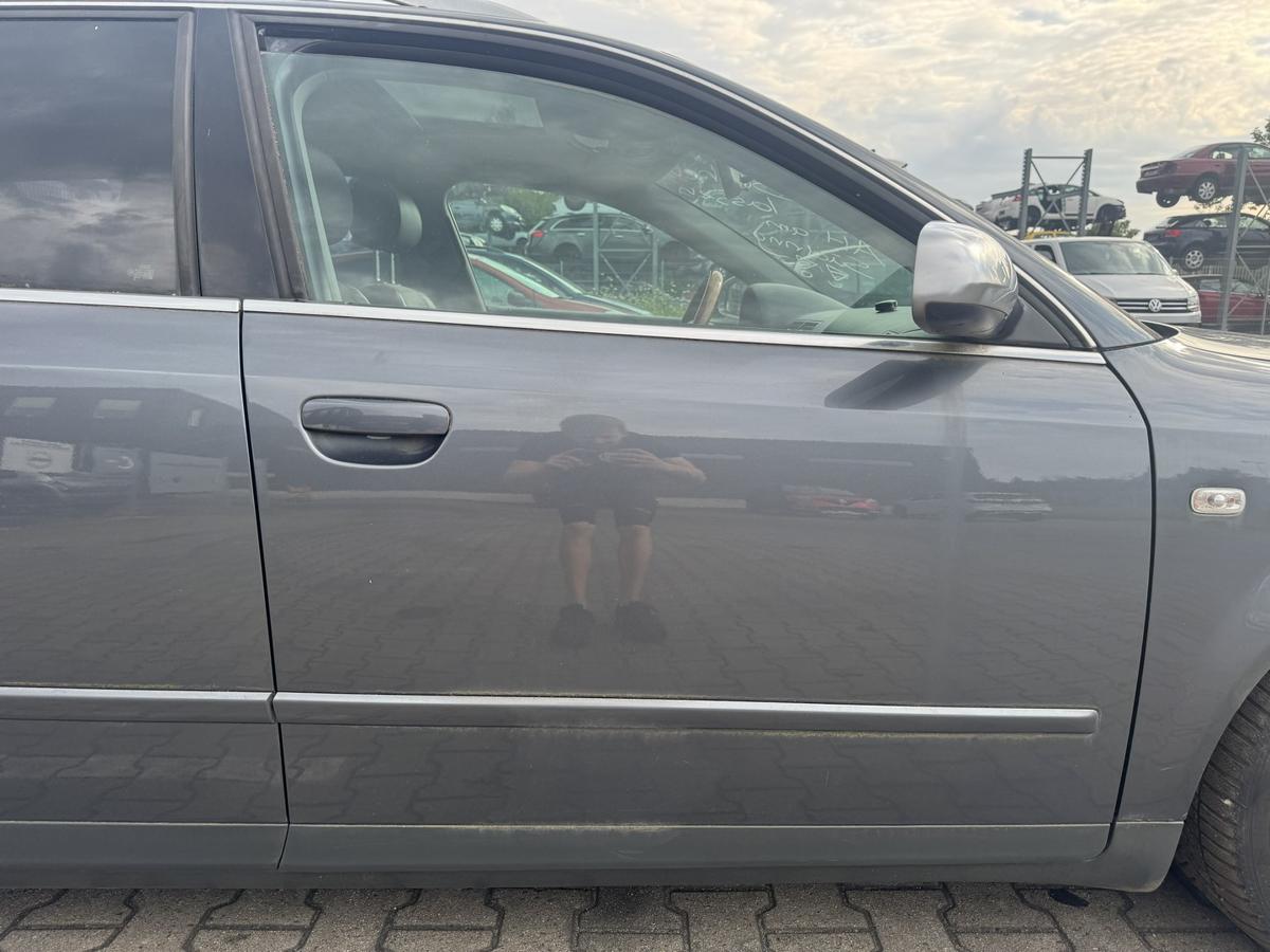 Audi A4 8E original T&uuml;r vorn rechts LX7Z Delfingrau Metallic 5-T&uuml;rer Rohbau Bj.2002